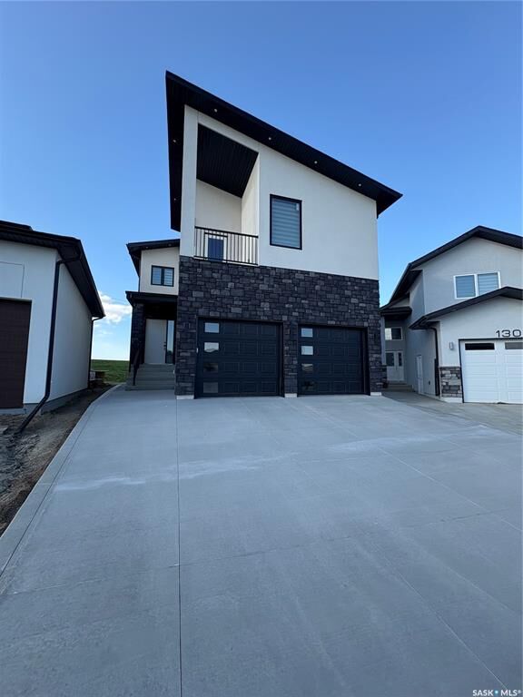 Property Photo: 134 Mazurek Crescent SK S7V 1S1