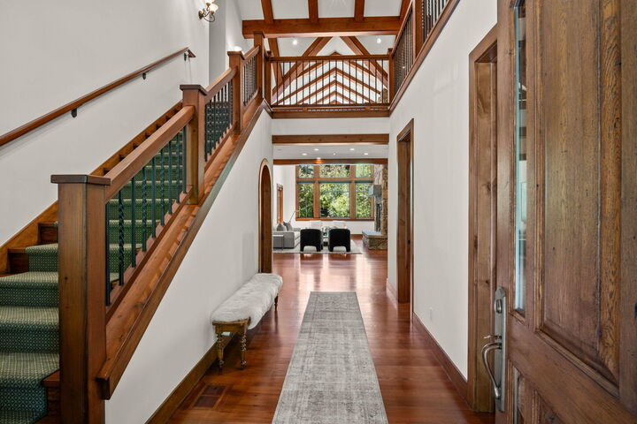 Property Photo:  600 Northwood Way  ID 83340 