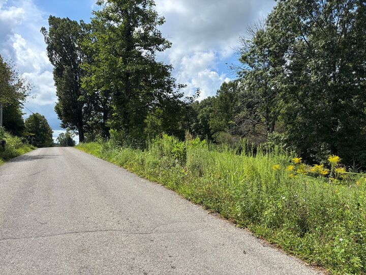 Property Photo:  1573 Hartwood Road  OH 45601 