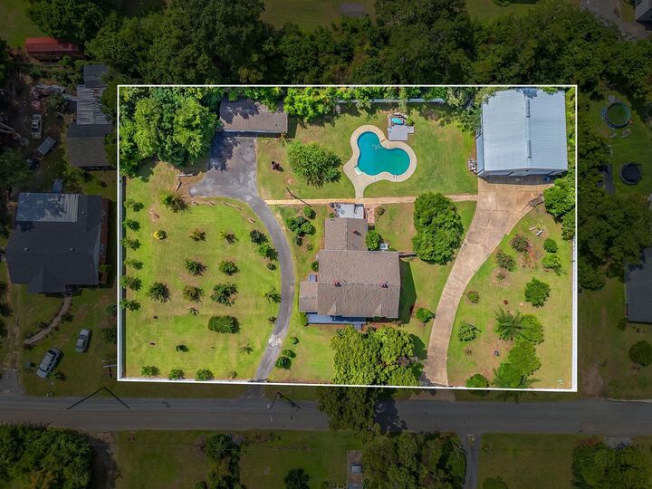Property Photo: 27 SW 6th Avenue GA 39828