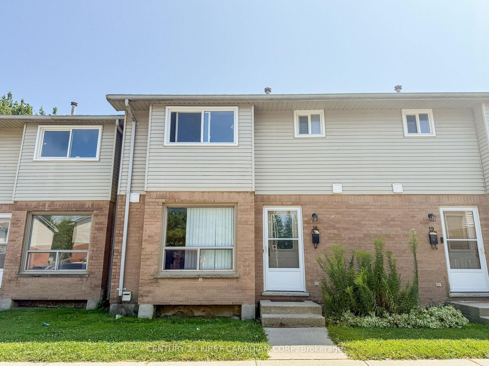 Property Photo: 595 Third Street 18 ON N5V 4A1