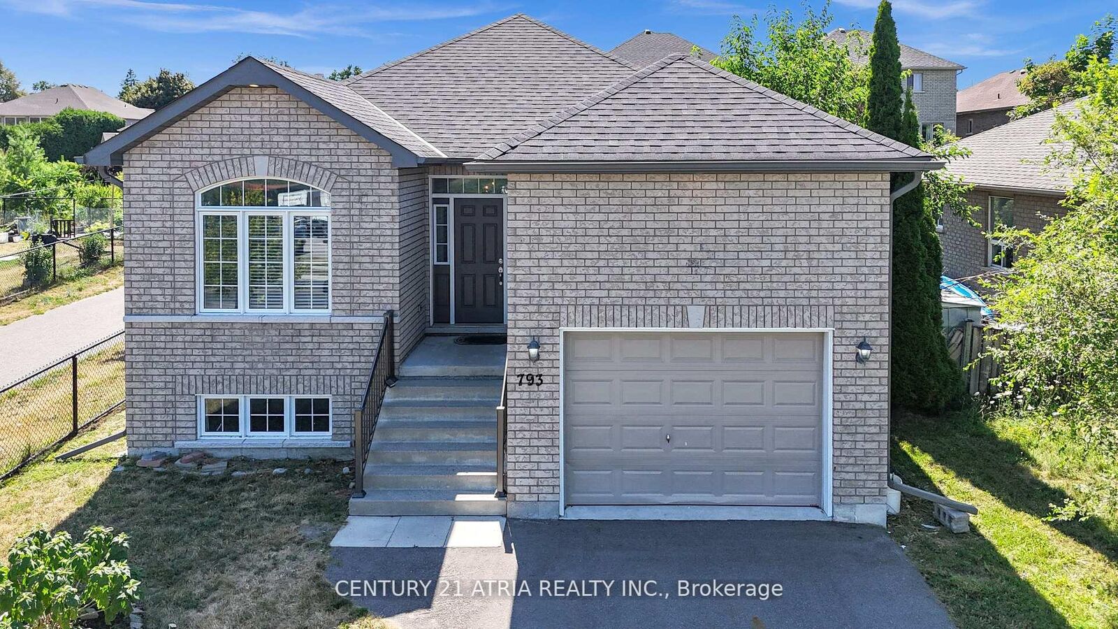 Property Photo:  793 Spillsbury Drive  ON K9K 1K9 