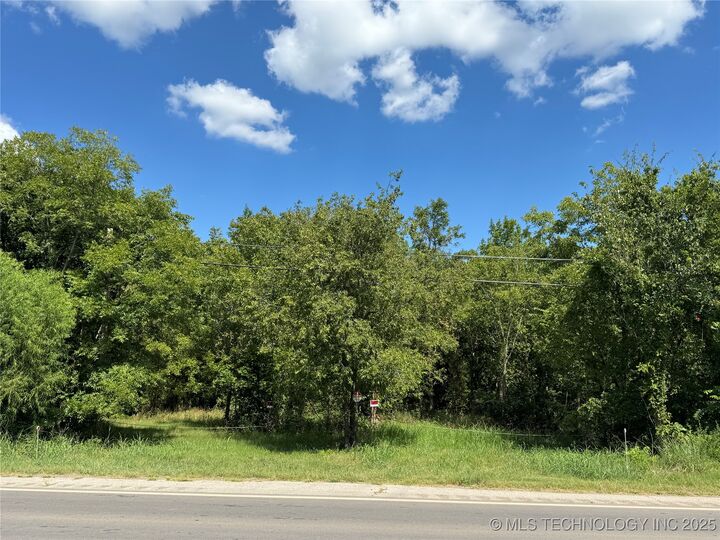 Property Photo:  13107 N Cincinnati Avenue  OK 74070 