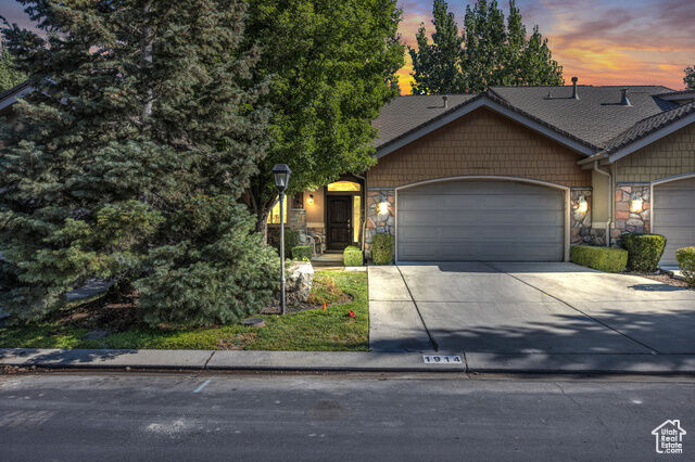 Property Photo:  1914 W Golden Pond Way S  UT 84058 