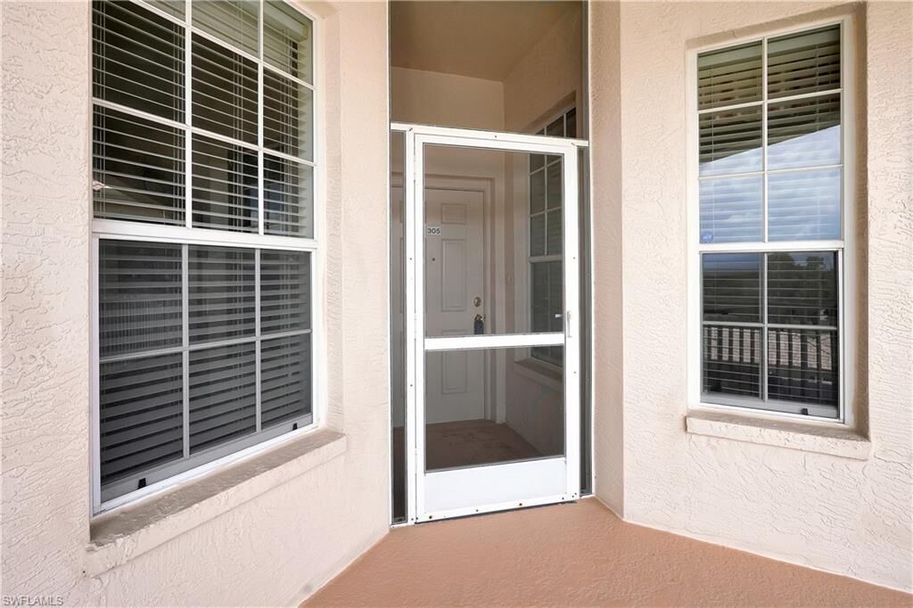 Property Photo:  9180 Southmont Cv 305  FL 33908 