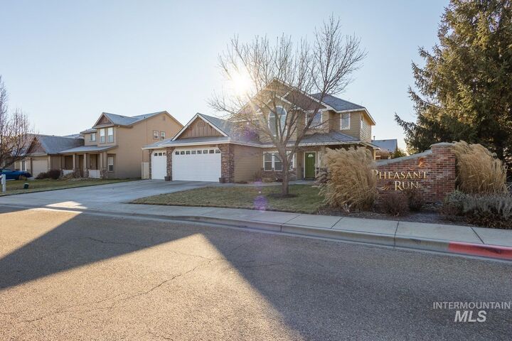 Property Photo: 11985 Goldfinch St ID 83605