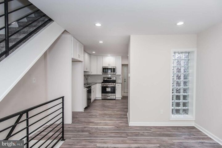 Property Photo:  2634 S 2nd Street  PA 19148 