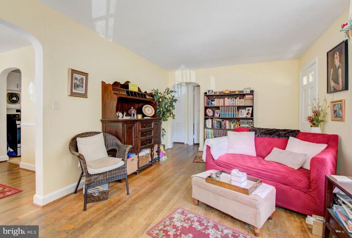 Property Photo: 5713 5th Street S VA 22204