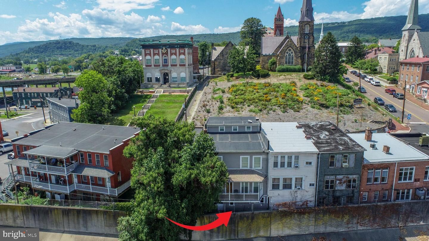 Property Photo: 18 Greene Street MD 21502