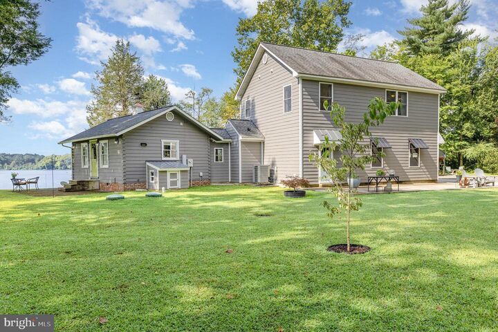 Property Photo:  17392 Cherwood Pond Lane  VA 22485 