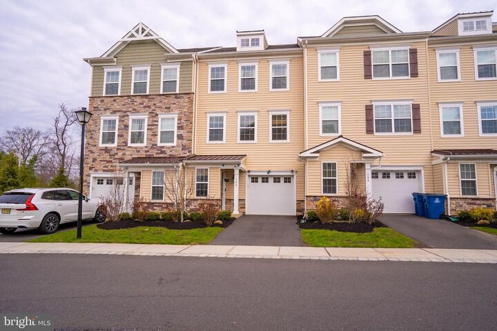 102 Matutina Road  Monroe Township NJ 08831 photo