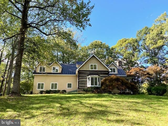 Property Photo:  