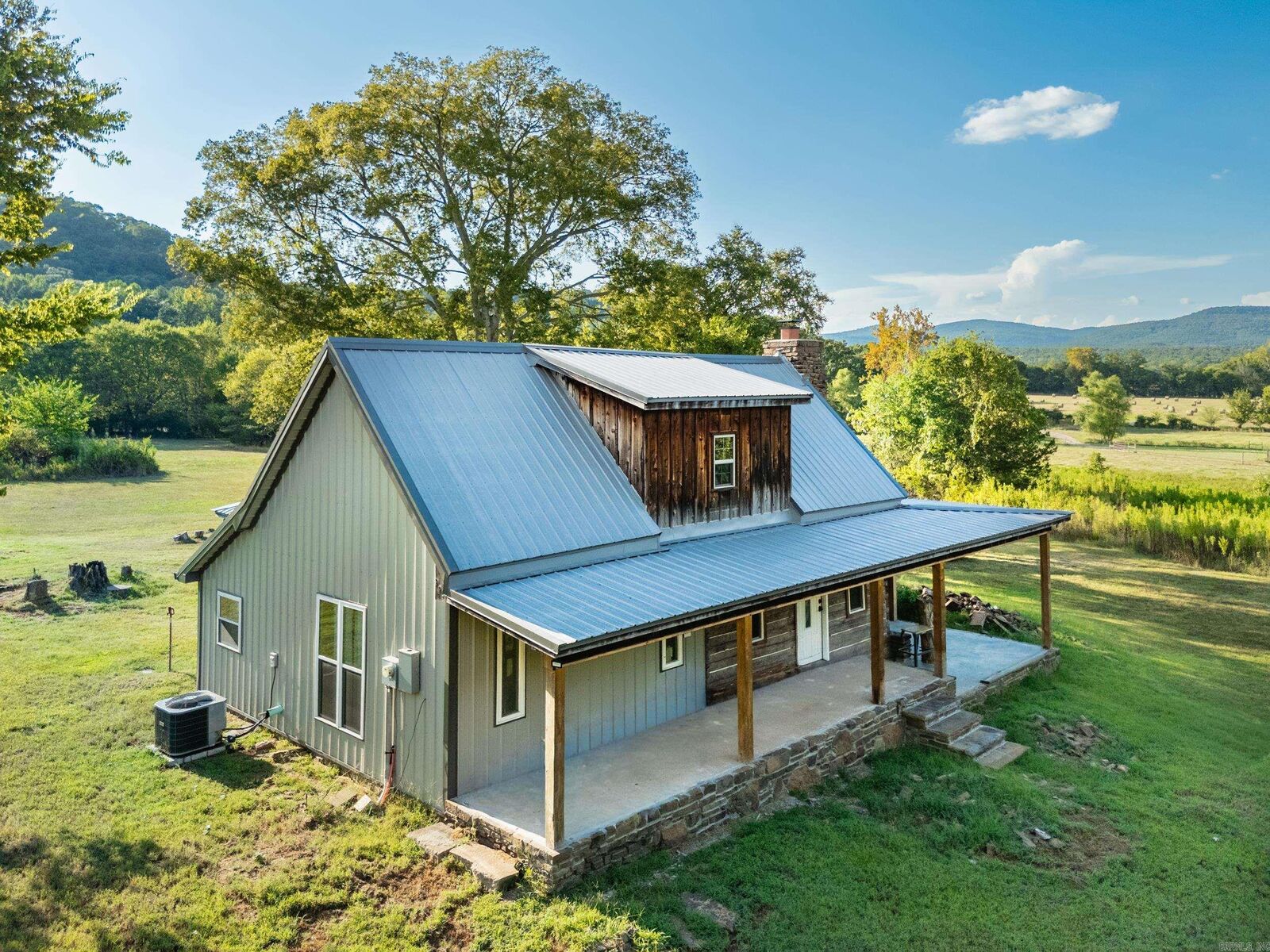 Property Photo:  2430 Cr 3611  AR 72846 