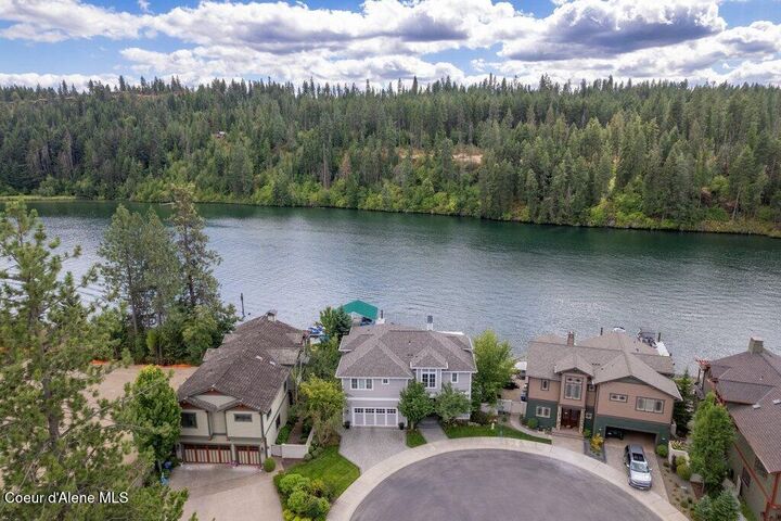 Property Photo:  3606 W Shoreview Ln  ID 83814 