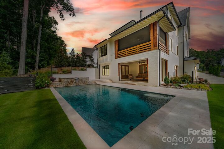 Property Photo: 430 Bramble Way SC 29708