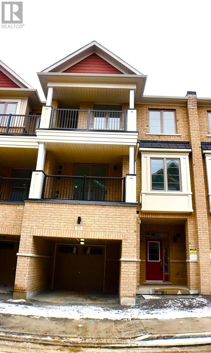 Photo de la propriété:  25 Waterside Way  ON L1N 0N1 