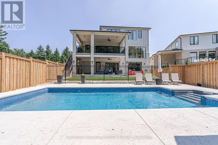 Property Photo: 720 Apricot Drive 14 ON N6K 0M5