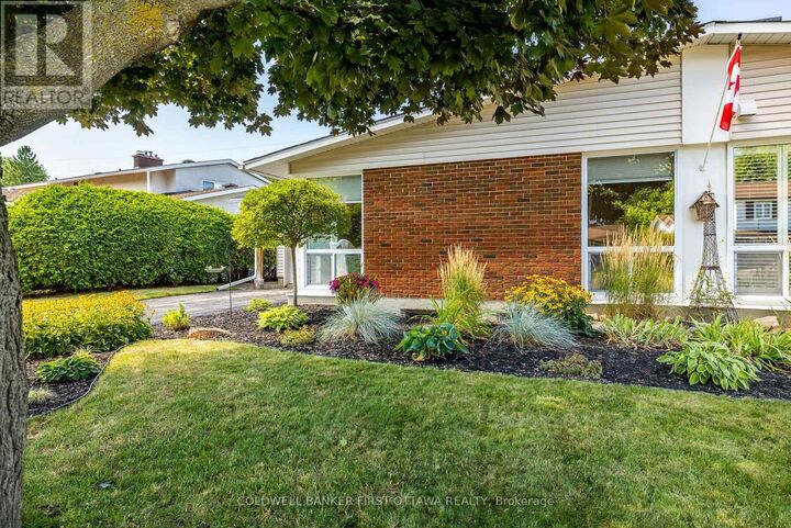 Photo de la propriété:  48 Downsview Crescent  ON K2G 0A5 