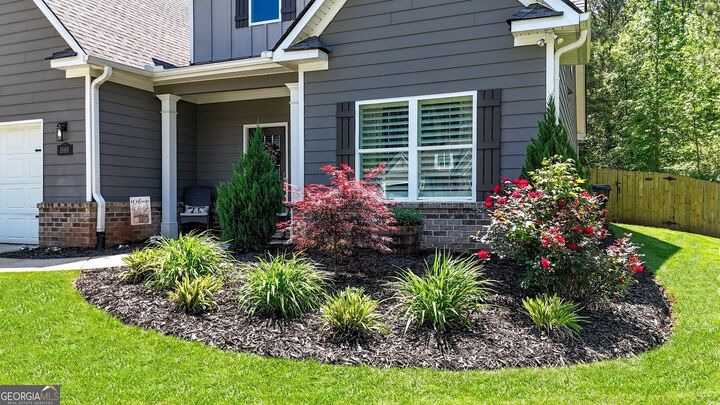 Property Photo: 1668 Carriage Court GA 30656