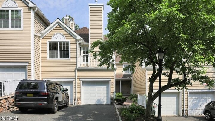 Property Photo:  40 Springholm Drive  NJ 07922 