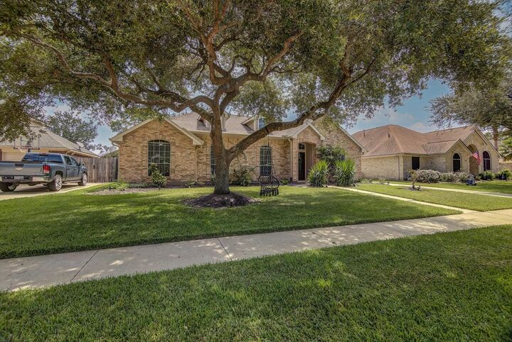 Property Photo:  2506 Guilbeau Lane  TX 77586 