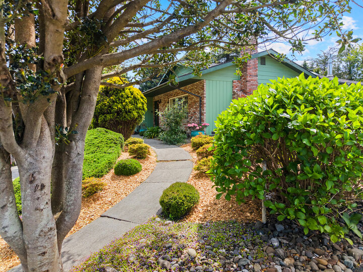 Property Photo:  2812 Harrison Avenue  CA 95501 