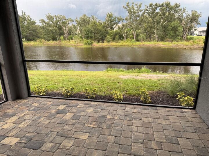 Property Photo:  18060 Cherished Loop  FL 34211 