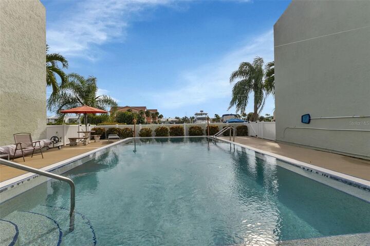 Property Photo: 1400 Mineo Drive 12A FL 33950