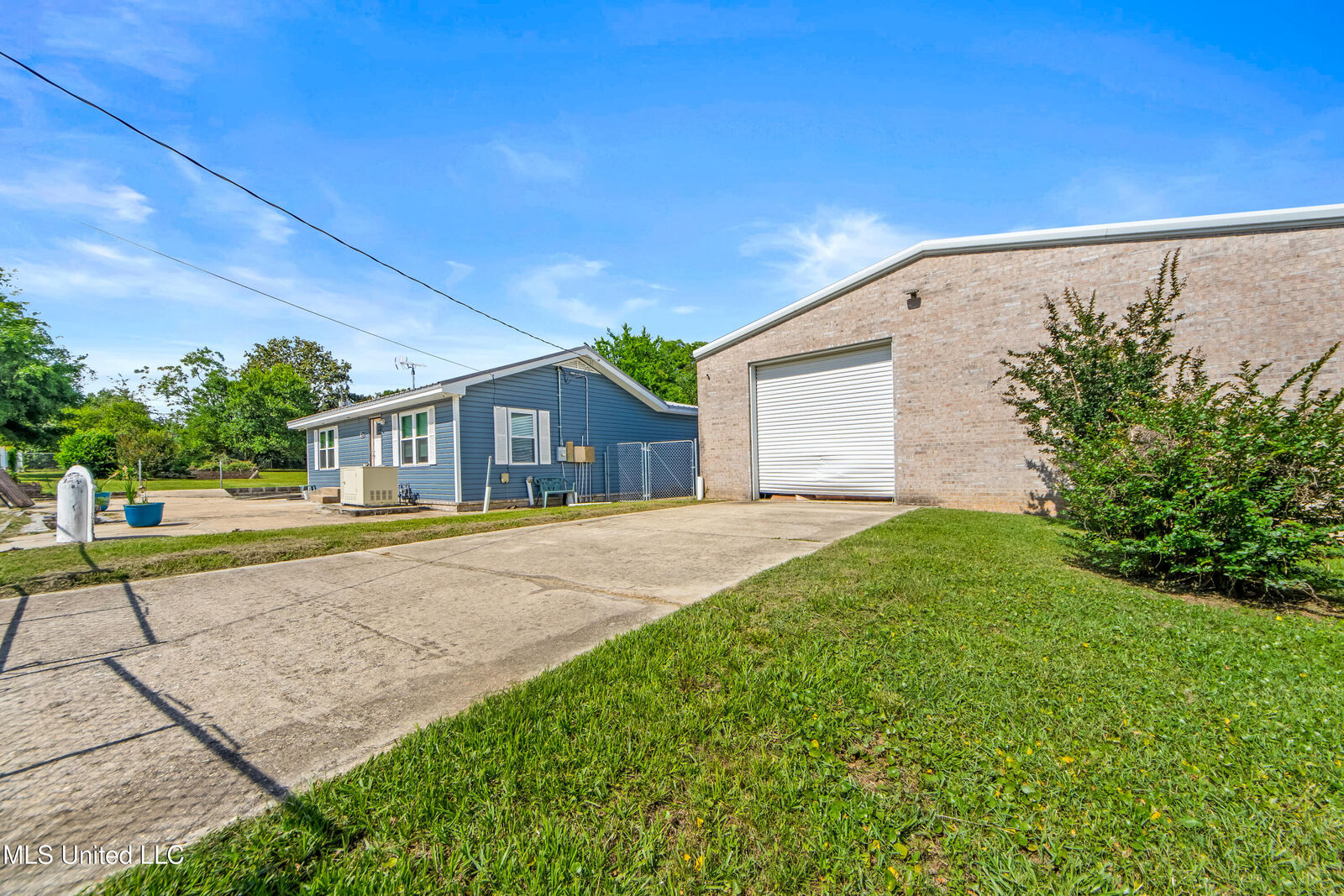 Property Photo: 2713 15th Avenue MS 39501