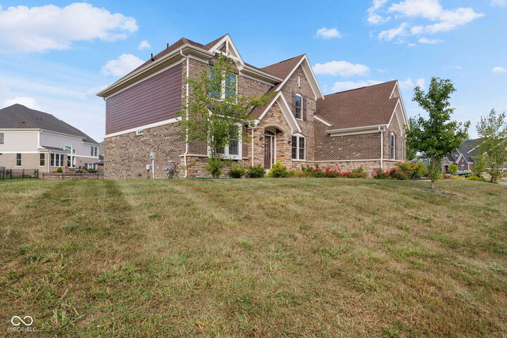 Property Photo:  14598 Meadow Bend Drive  IN 46037 