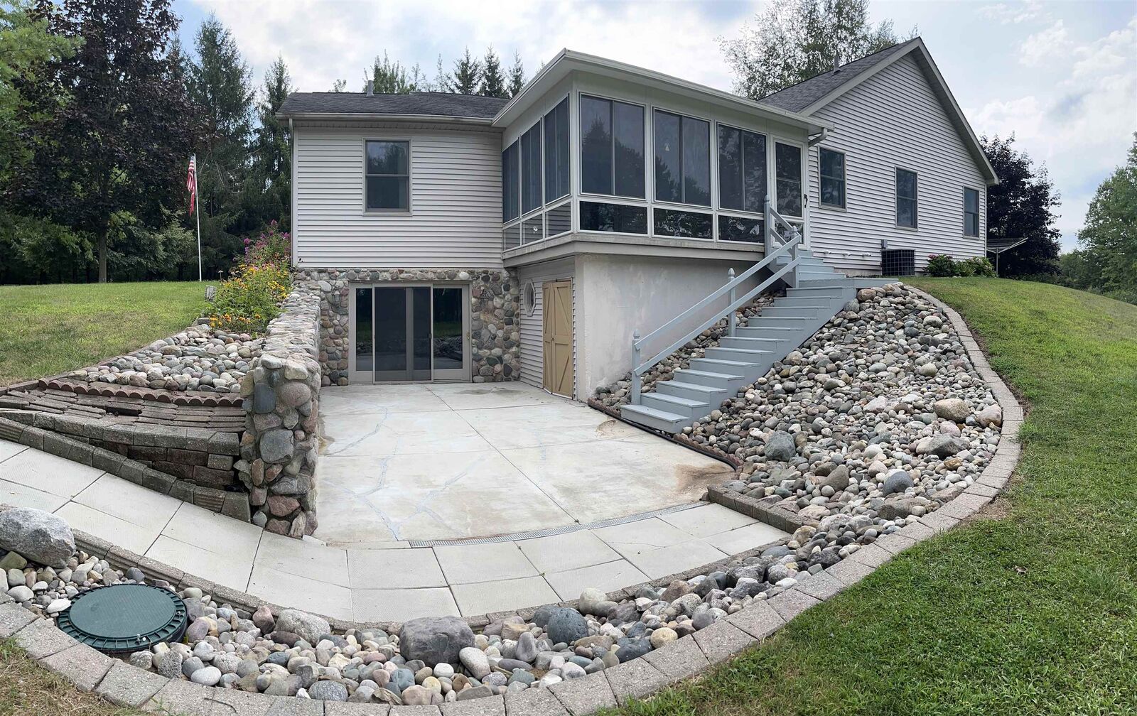 Property Photo: 1225 8 Mile Road MI 48631