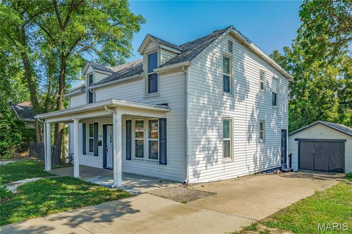 Property Photo: 110 E Church Street IL 62234