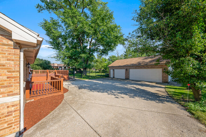 Property Photo:  11025 Revere Road  IL 60448 