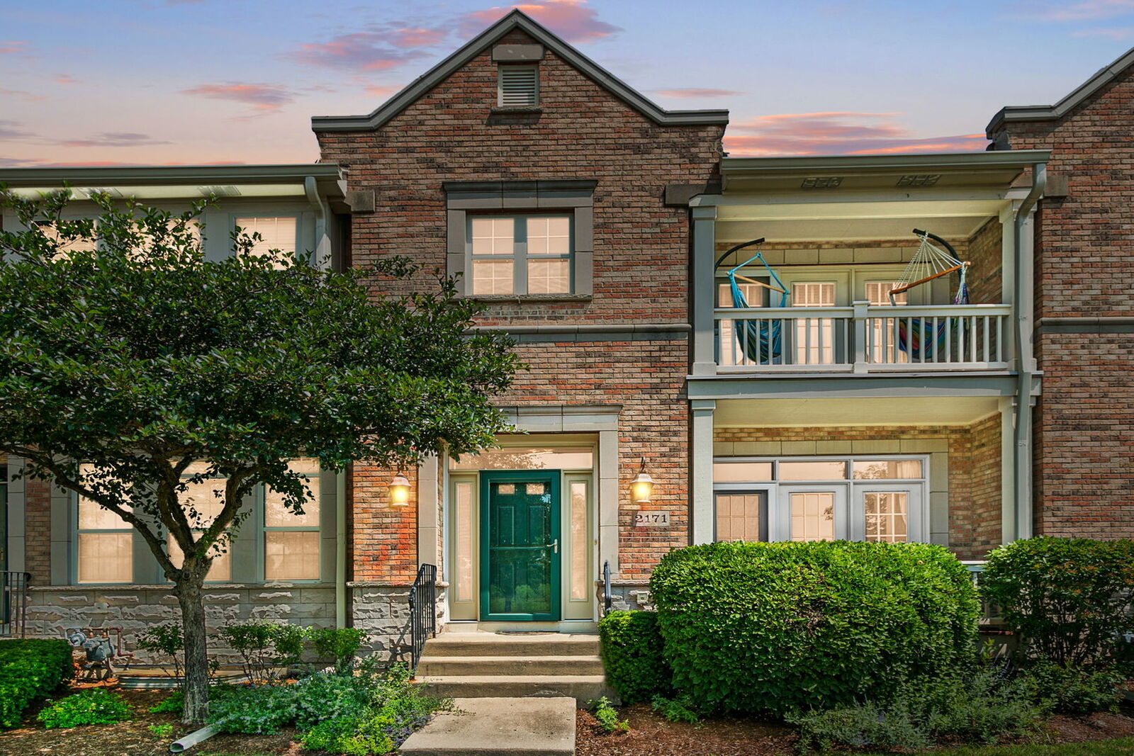 Property Photo:  2171 Patriot Boulevard  IL 60026 