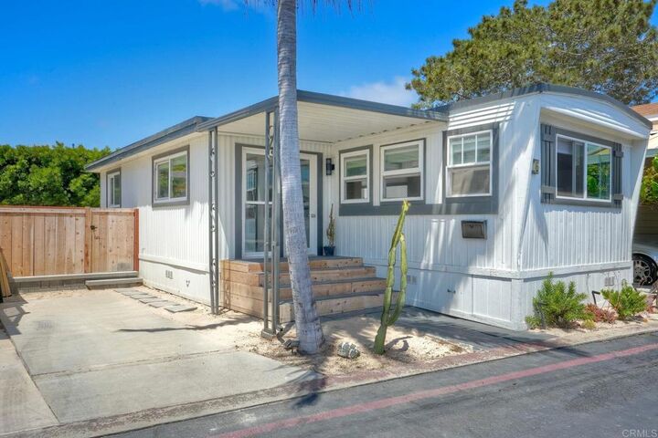 Property Photo: 699 N Vulcan Avenue 6 CA 92024