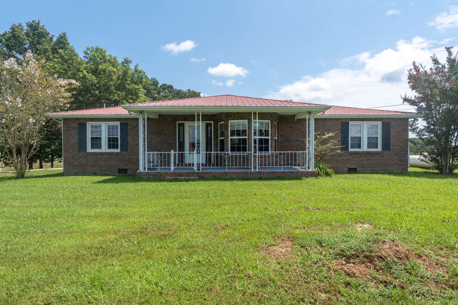 Property Photo: 3055 George Olive Rd TN 38463