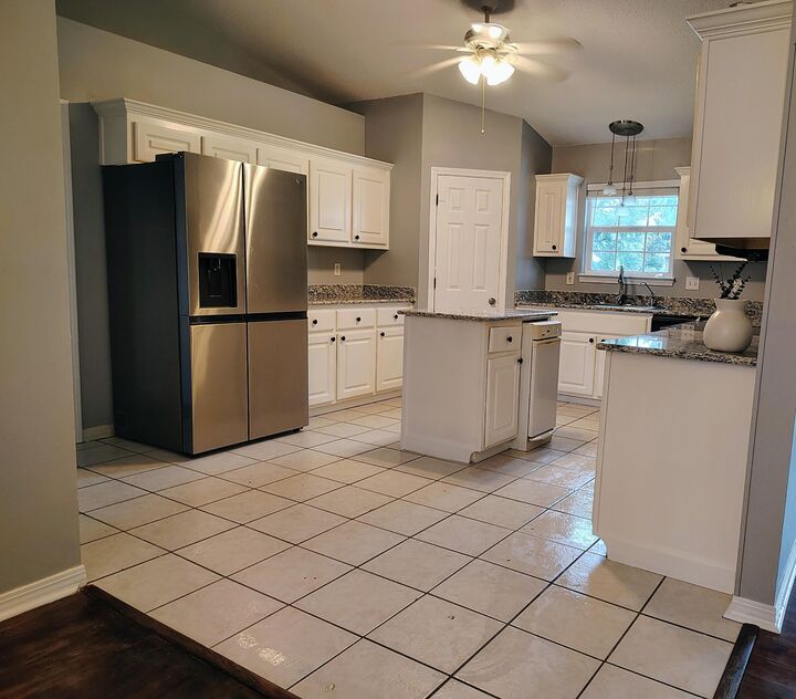 Property Photo: 7280 Mossy Oaks Court Court FL 32566