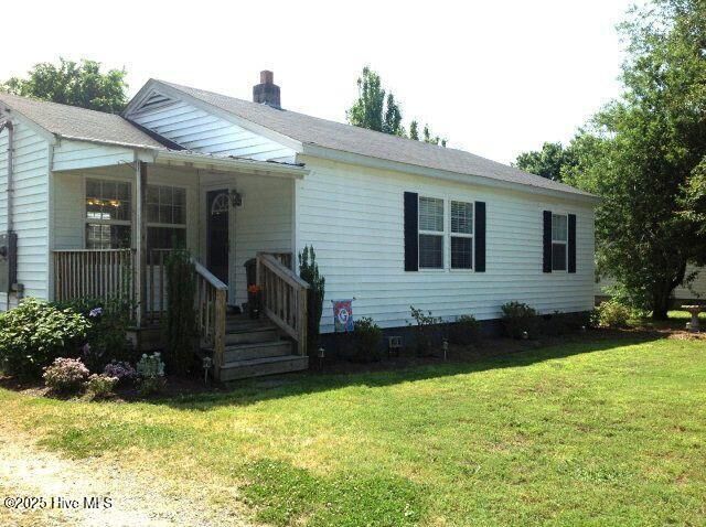 Property Photo:  103 N King Street  NC 27891 