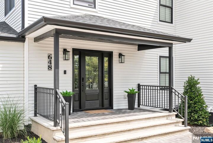Property Photo:  648 Black Oak Ridge Road  NJ 07470 