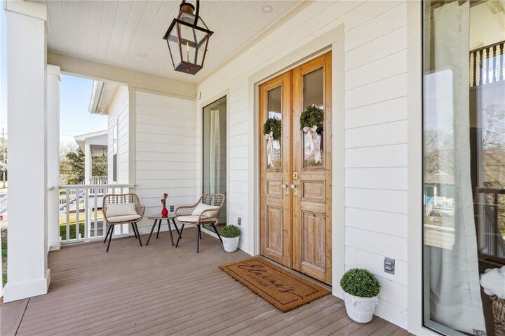 Property Photo: 303 Morgan Street LA 70447