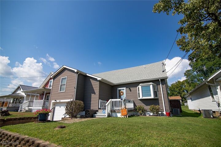 Property Photo: 1005 28th Street WV 26105