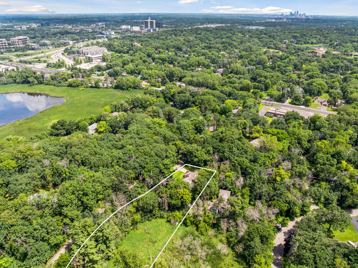 Property Photo: 11405 Timberline Road MN 55305