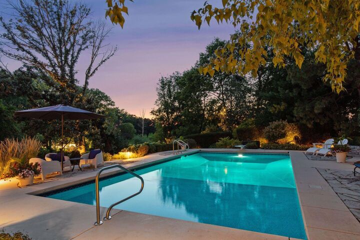 Property Photo:  27 Circle W  MN 55436 