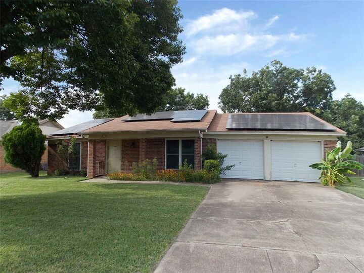 1209 Juniper Lane  Benbrook TX 76126 photo