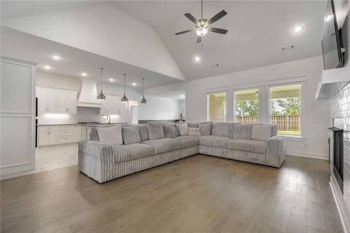 Property Photo: 890 Clark Circle AR 72713