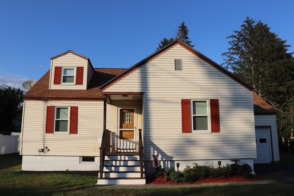 Property Photo:  11 Fitchburg 1  MA 01432 