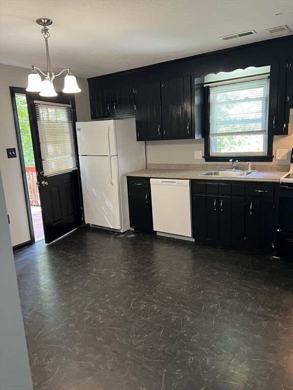 Property Photo:  3 Bentley Circle 3  MA 01844 