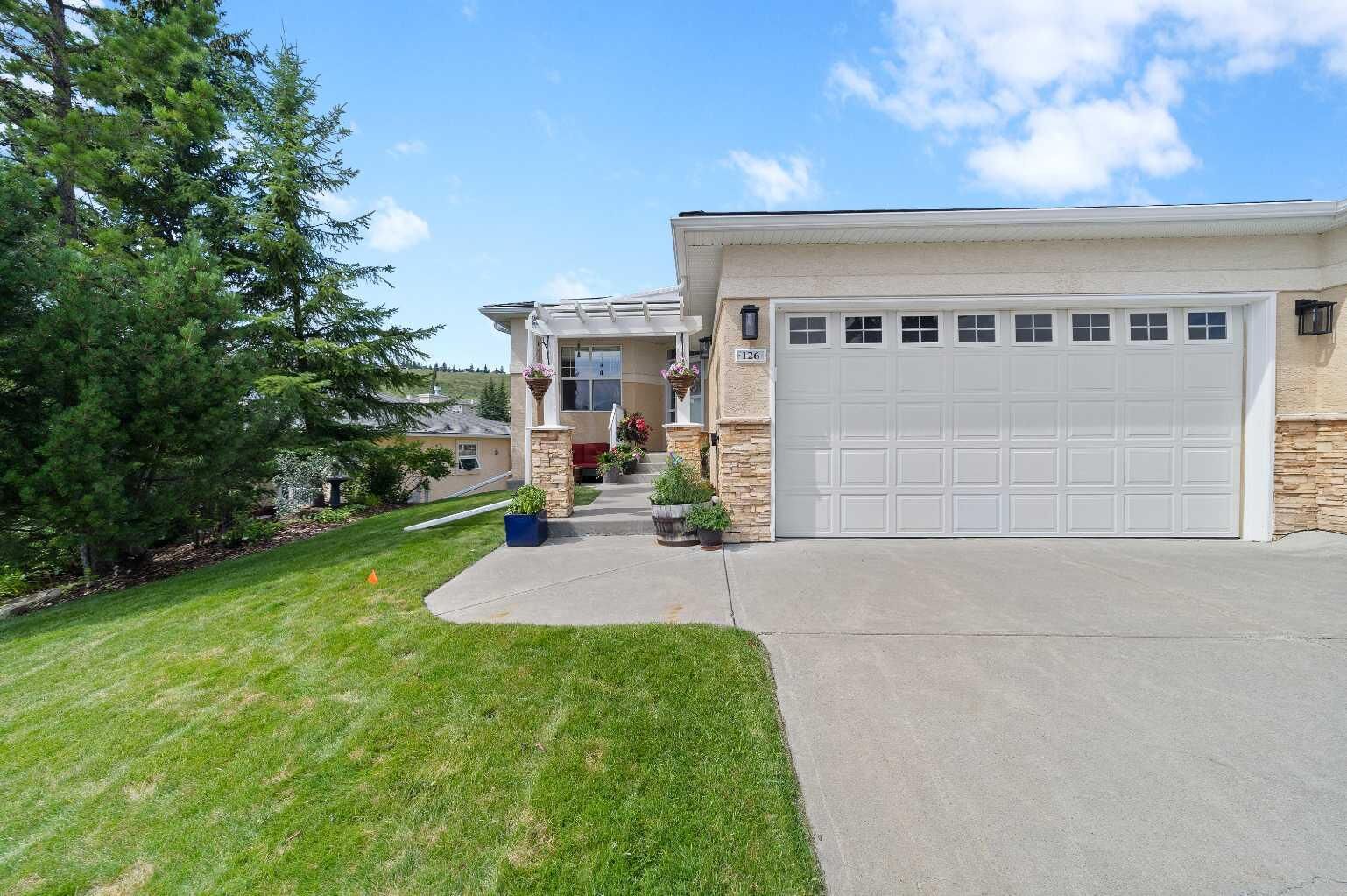 Property Photo:  1000 Glenhaven Way 126  AB T4C 1Y9 