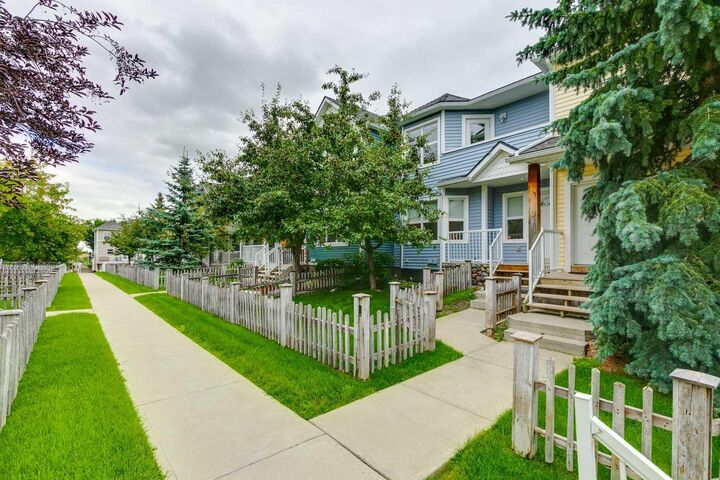 Property Photo: 910 Prairie Sound Circle NW AB T1V 2A5