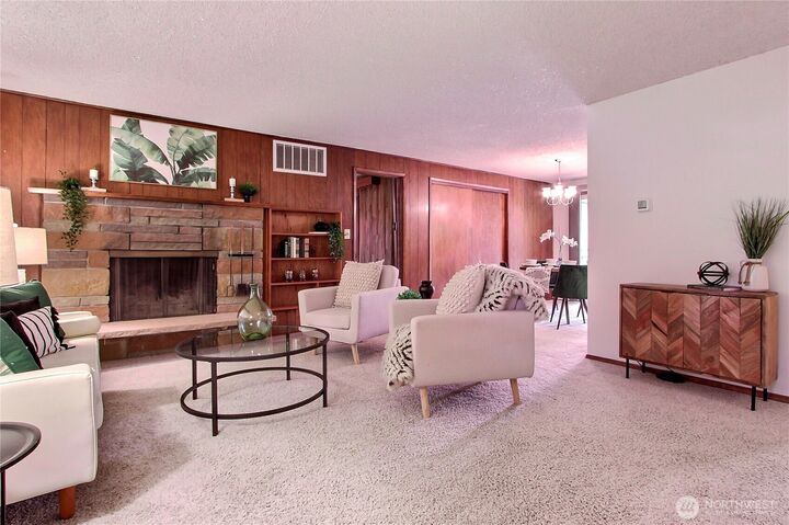 Property Photo:  12684 SE 161st Street  WA 98058 